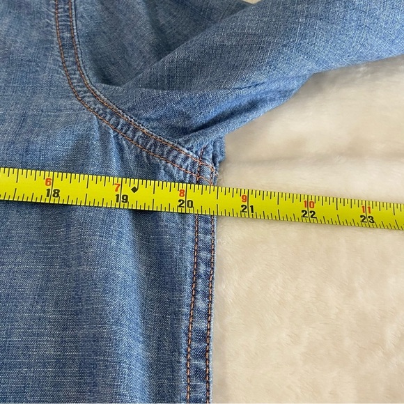 LUCKY BRAND / Embroidered Chambray Western Shirt Long Sleeve Button Down Size M - Picture 12 of 14